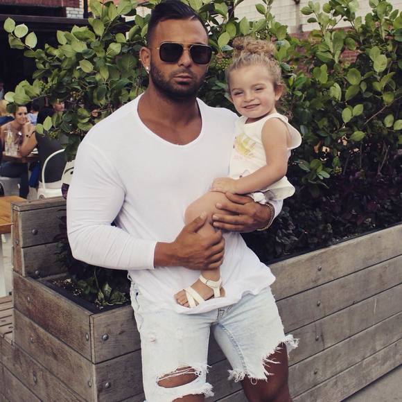 Meet your Posher, Cos - Picture 1 of 1